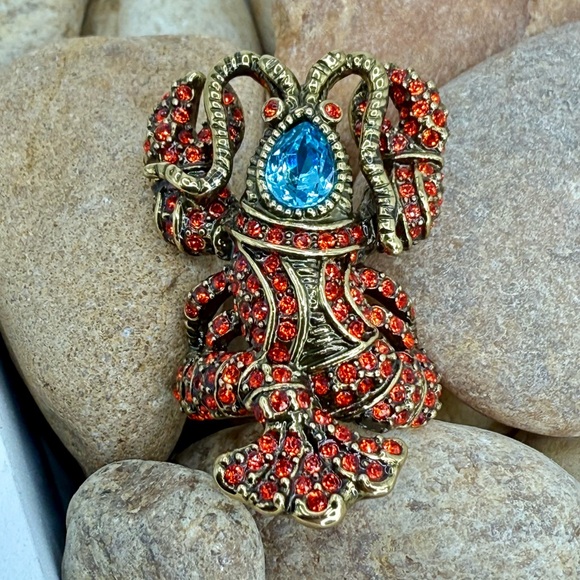 Authentic Heidi Daus “Lobster Tales” Crystal Lobster Ring – Size 8 Swarovski EUC - Picture 8 of 17